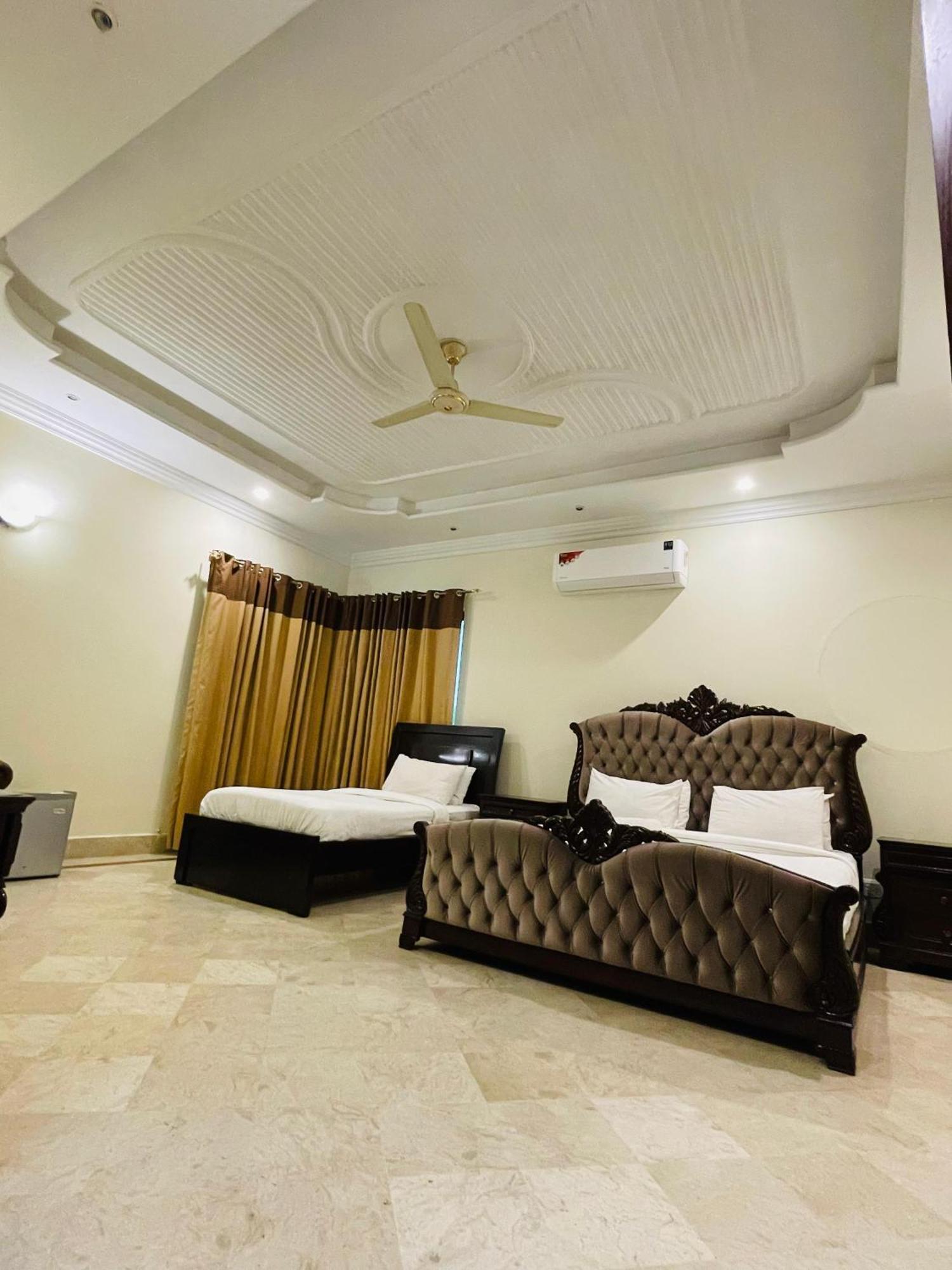 Executive Galaxy Guest House อิสลามาบัด ภายนอก รูปภาพ