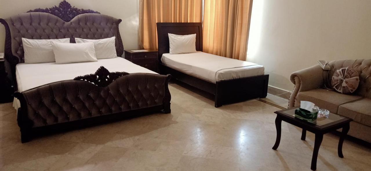 Executive Galaxy Guest House อิสลามาบัด ภายนอก รูปภาพ