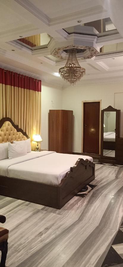 Executive Galaxy Guest House อิสลามาบัด ภายนอก รูปภาพ